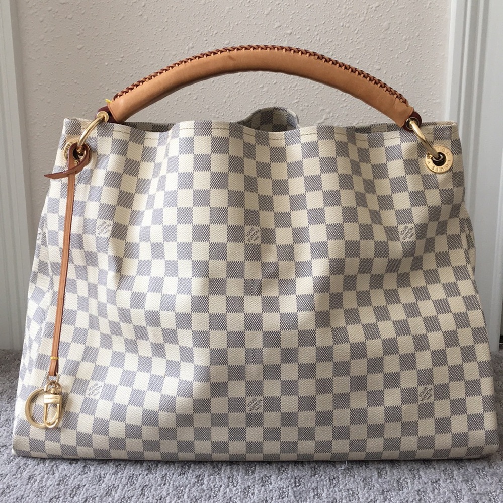 Louis Vuitton bag